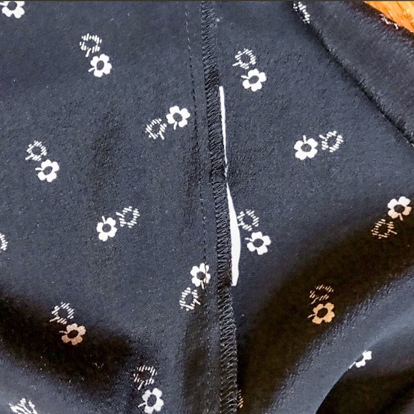 Madewell Drapey Silk Geobud Floral Button-Down Top M - Picture 6 of 6